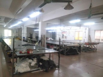 海珠区七星岗710方带电梯制衣厂转让 多功能厂房与配套服务详解